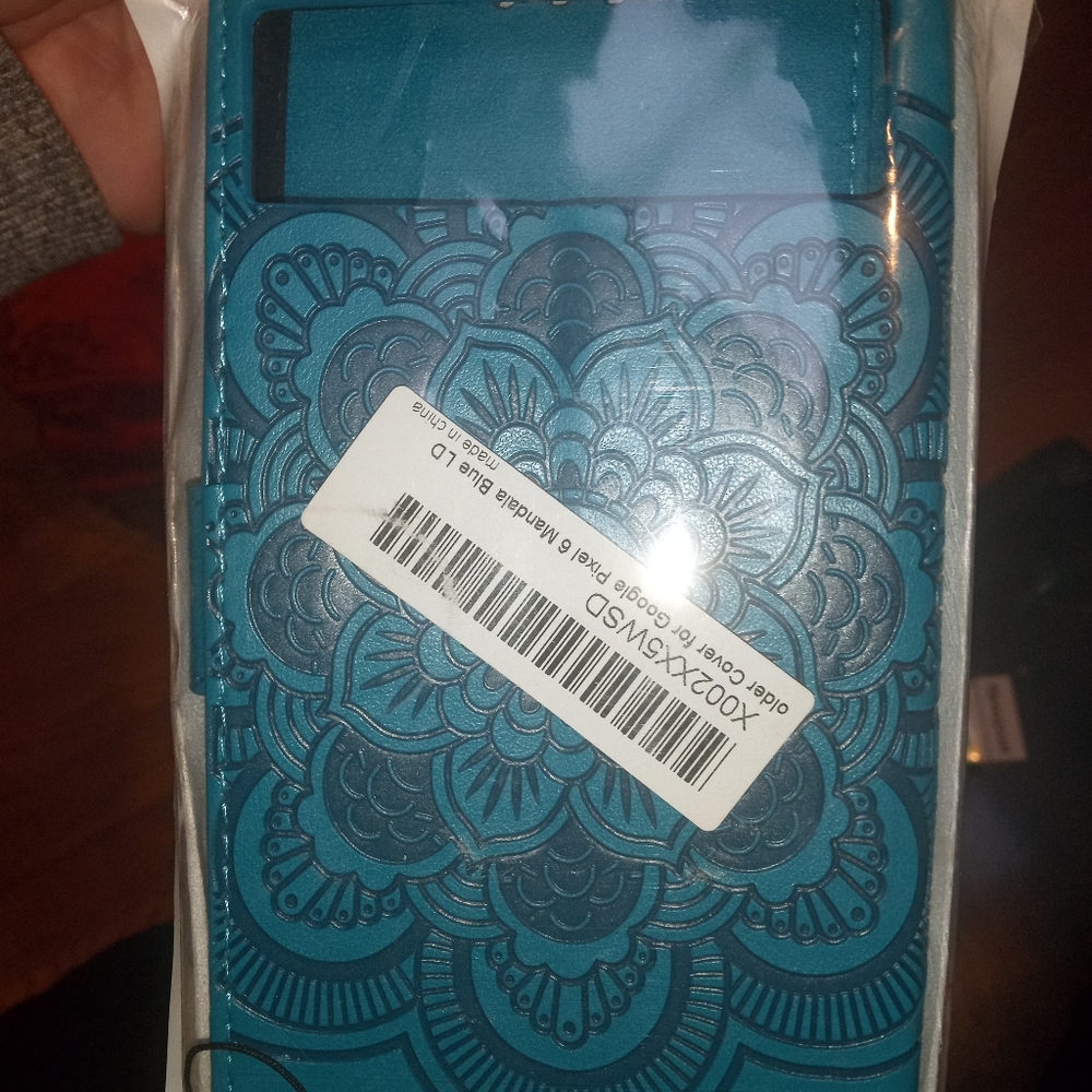 Phone cover for older Google pixel 6